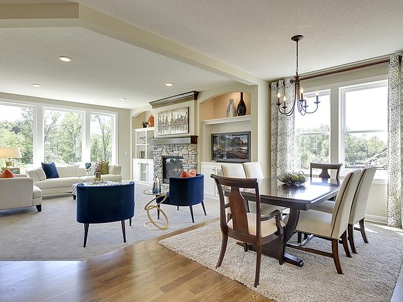 Photo of similar home.