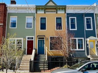 315 Halladay St, Jersey City, NJ 07304