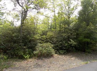 Delaware Dr, Jim thorpe, PA 18229