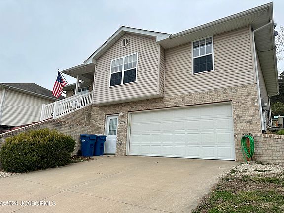 3rd image of 3718 Scarborough Way