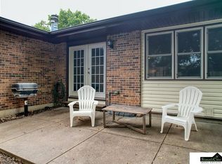 4603 Grassridge Rd, Lincoln, NE 68512