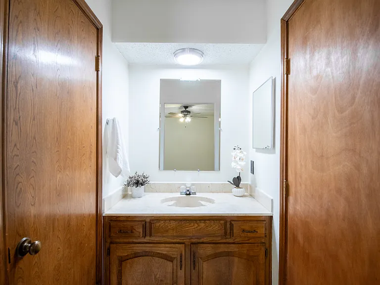1719 Sagebrush Trl — Photo 14