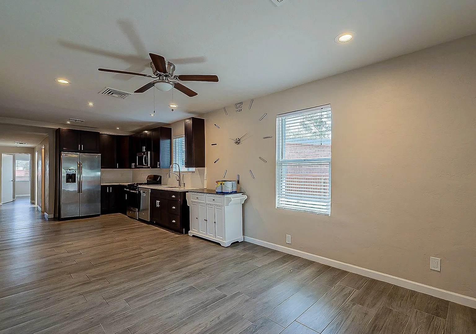 1243 E. Waverly St. — Photo 4