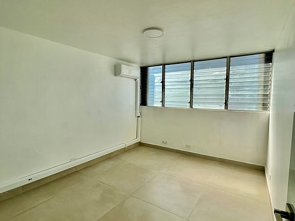 4th image of 703 Miramar #603