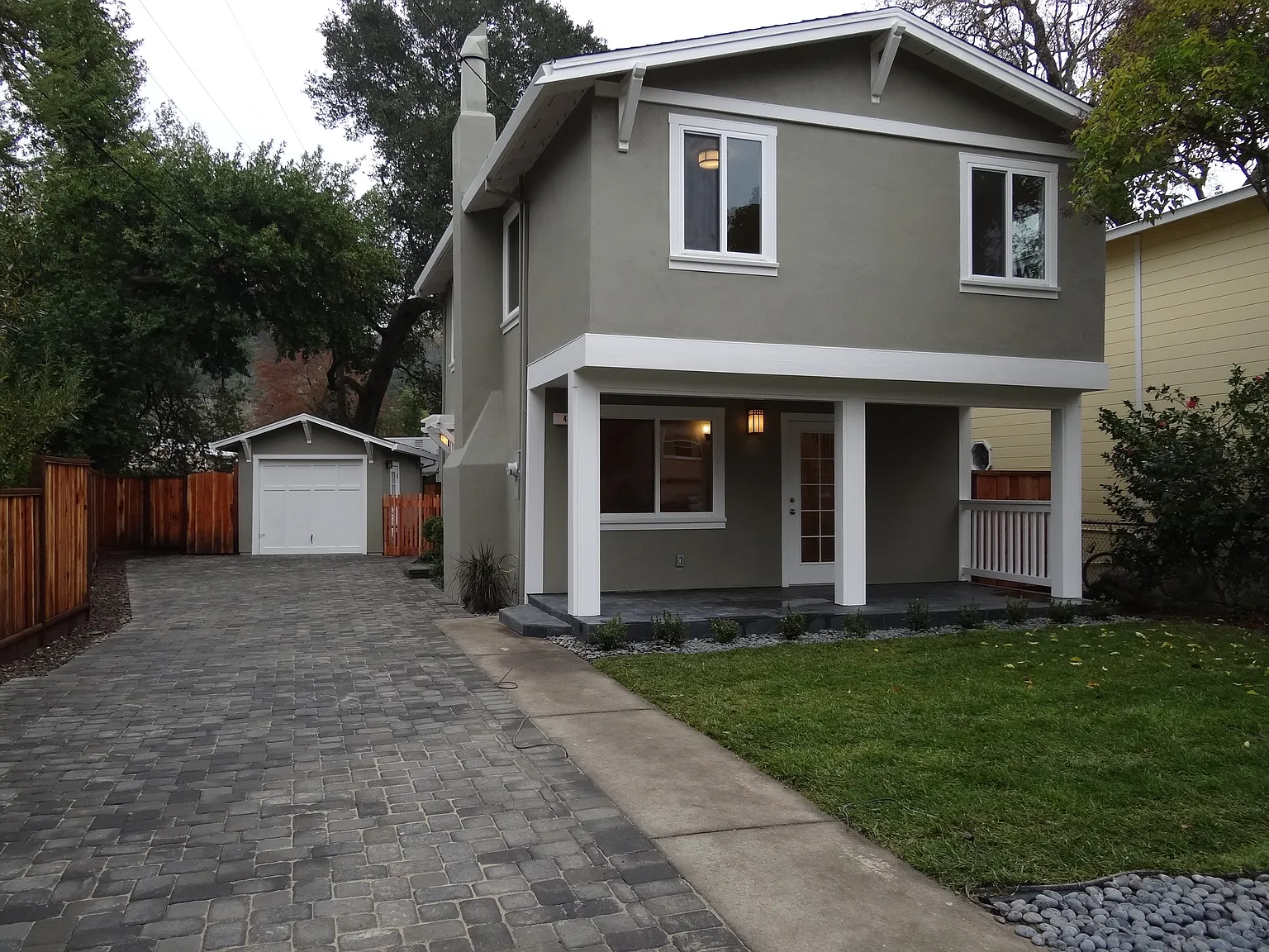 48 Broadmoor Ave photo 1