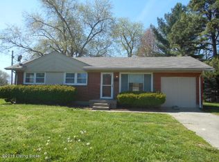 6113 Middlerose Cir, Louisville, KY 40272
