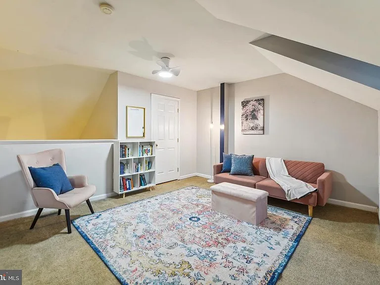 3942 Hartlake St — Photo 15