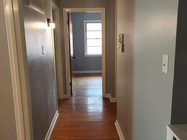 4933 Nina Lee Ln — Photo 4