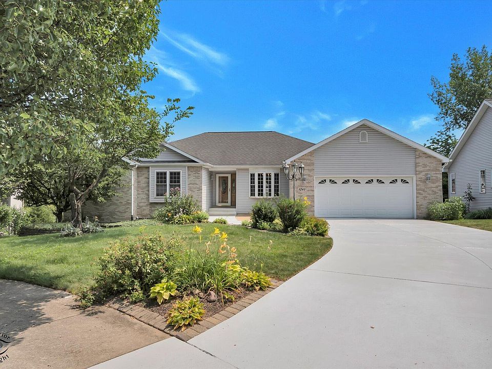 1st image of 1240 Waterside Ln