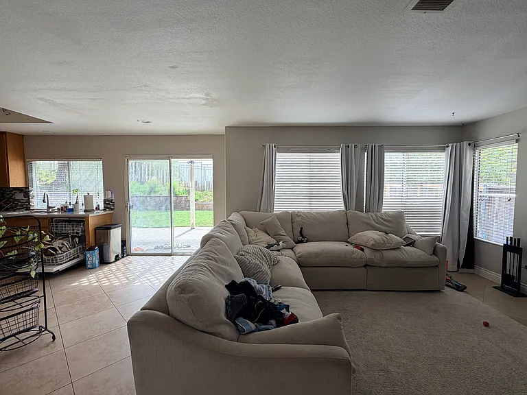 677 Shenandoah Rd — Photo 7