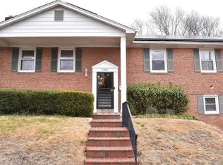 4004 20th Pl, Temple Hills, MD 20748