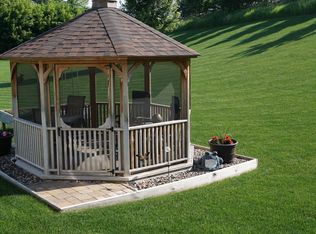 7698 61st St S, Cottage Grove, MN 55016