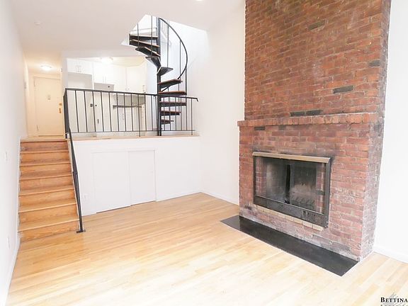5th image of 211-213 E 73rd St Penthouse B