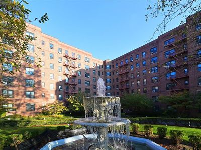 84-01 Main St #329, Queens, NY, 11435