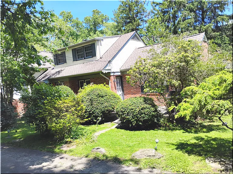 1124 Rose Glen Rd — Photo 16