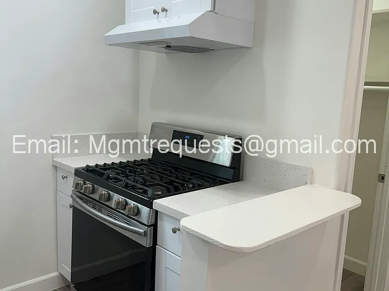 216 W Santa Fe Ave #2 — Photo 3