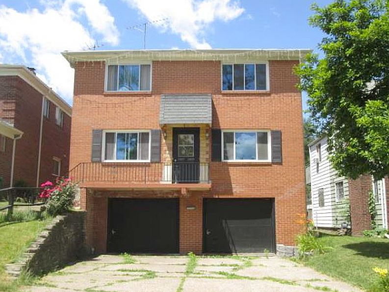 1st image of 3009 Algonquin Pkwy