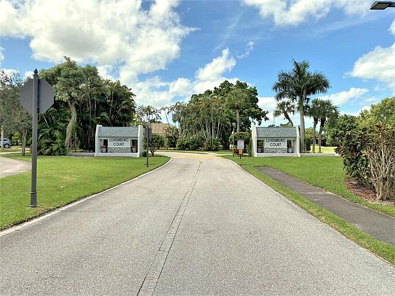 2nd image of 4539 Luxemburg Court #102