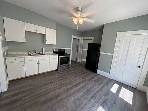 4th image of 18-20 Cleveland Pl #2