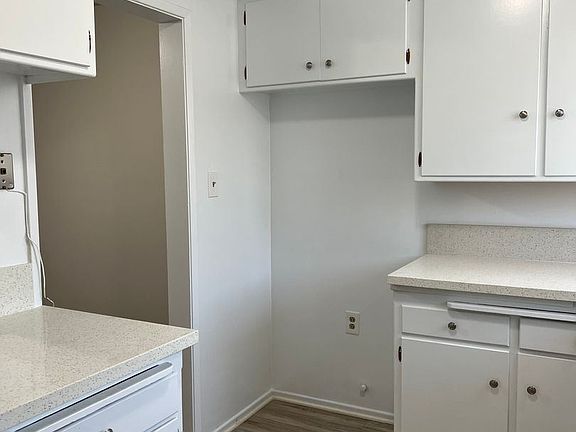 5th image of 613 E San Jose Ave #11044419
