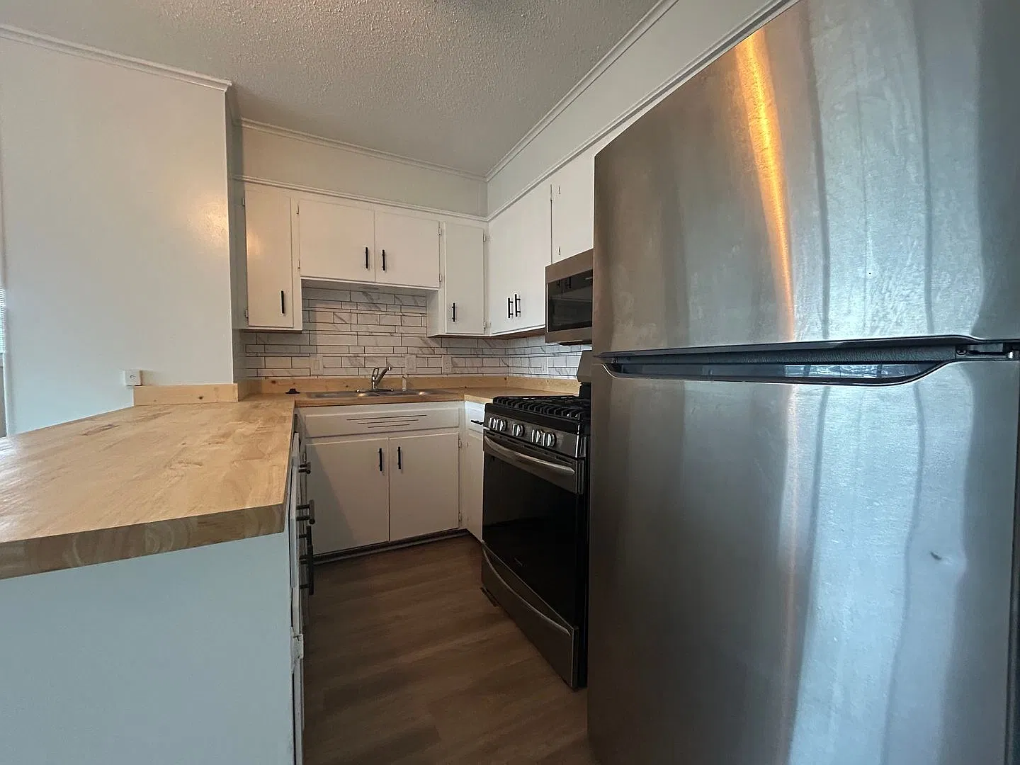 969 W Holly St Fayetteville, AR 72703 — Photo 3