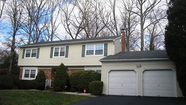 1st image of 22 Hardenburg Ln