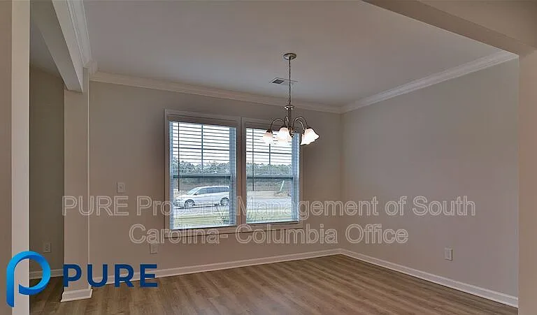 44 Bayberry Ct — Photo 12
