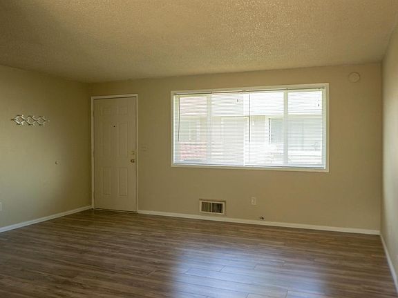 2nd image of 2219 Simpson Ave APT B