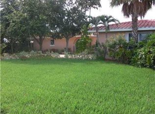 560 Capri Blvd, Treasure Island, FL 33706