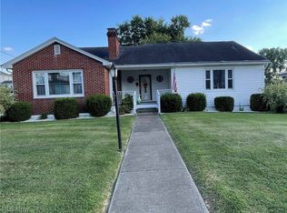 1612 Blaine Ave, Cambridge, OH 43725