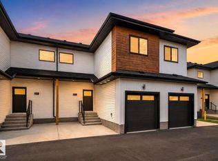130 Hawks Ridge Blvd NW #29, Edmonton, AB T5S0T2