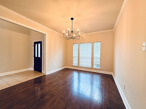 4th image of 16927 Tower Rdg