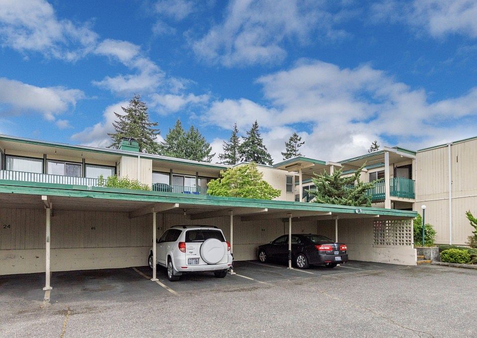 1st image of 10430 Gravelly Lake Dr SW #203