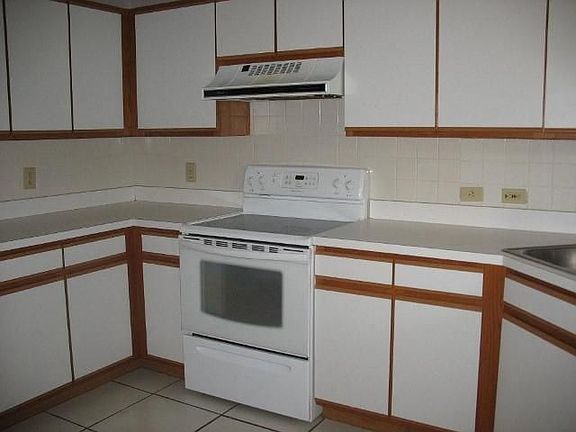 2nd image of 537 Northbridge Dr