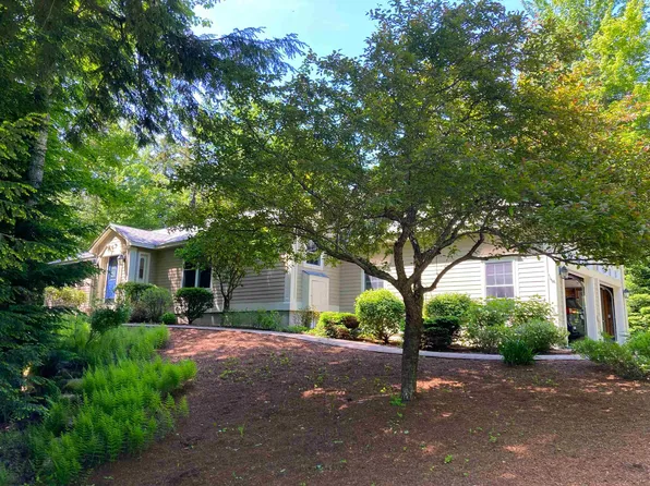 56 Glenwood Drive, Springfield, NH 03284