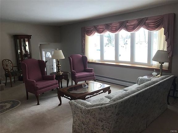 5th image of 4815 Royal Meadow Dr