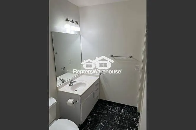929 Portland Ave #1408 — Photo 13