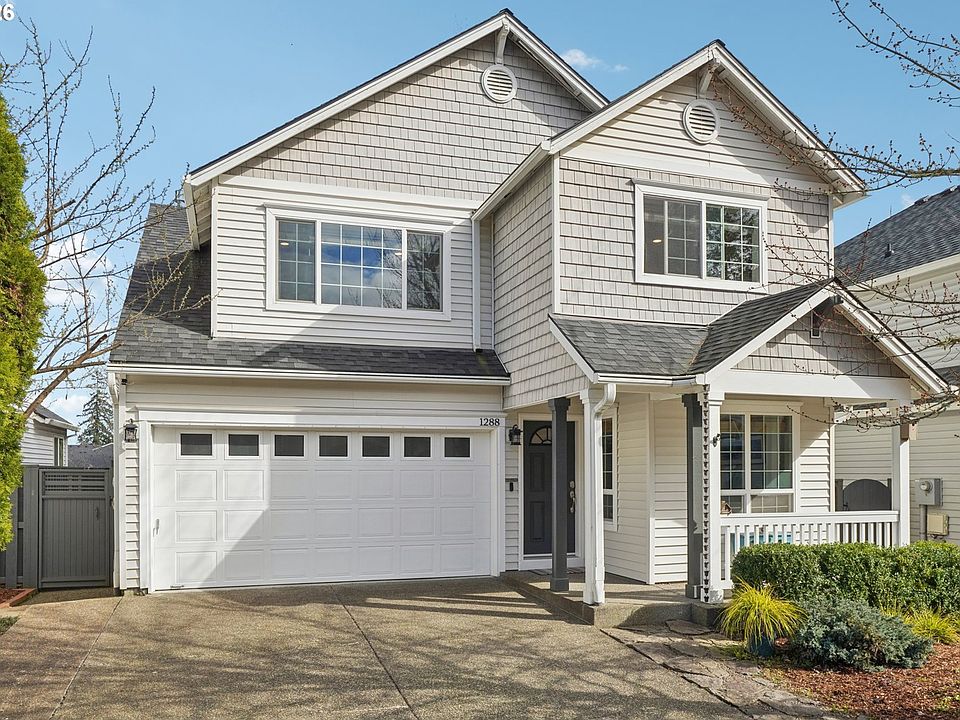 1st image of 1288 NE Margeaux Pl