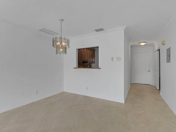 5th image of 8829 Bella Vista Drive #282