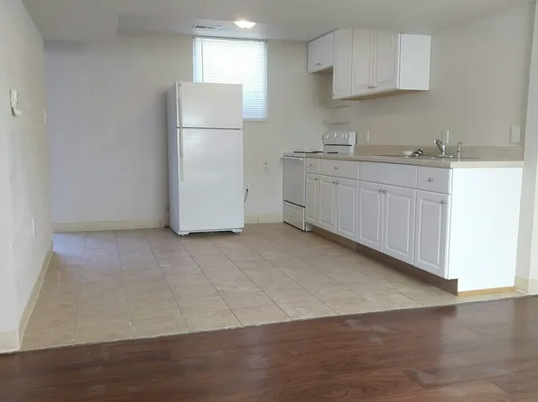 730 W 25th St APT D, Lawrence, KS 66046