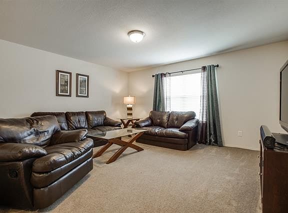 4th image of 1314 Pigeon Ct