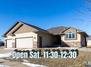 7816 W Kelsey Cir, Sioux Falls, SD 57106