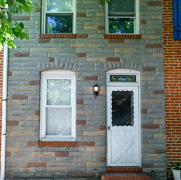 608 S Milton Ave — Photo 9
