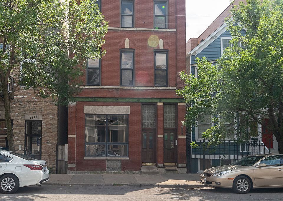1st image of 2119 W Belmont Ave #4