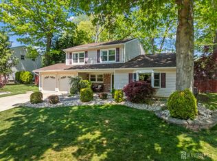 23 Gladstone Dr, East Brunswick, NJ 08816