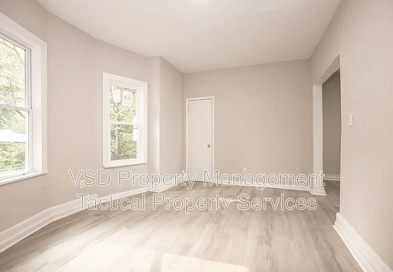 9911 Olivet Ave #3 — Photo 11