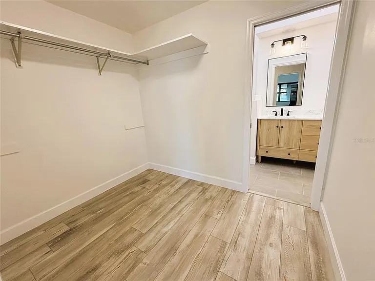 468 20th Ave — Photo 18