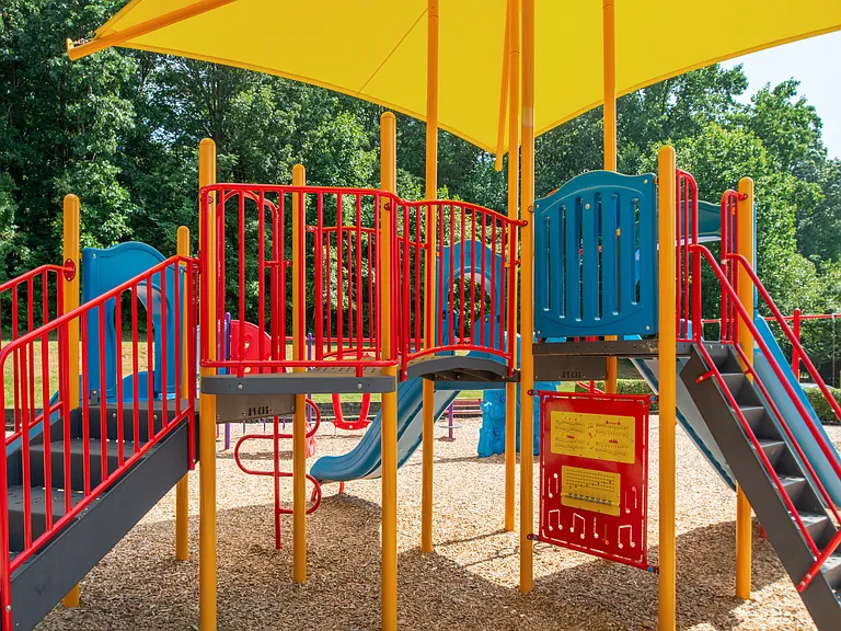 Oasis at Regal Oaks — Photo 30