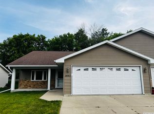 1661 10th St SW, Mason City, IA 50401