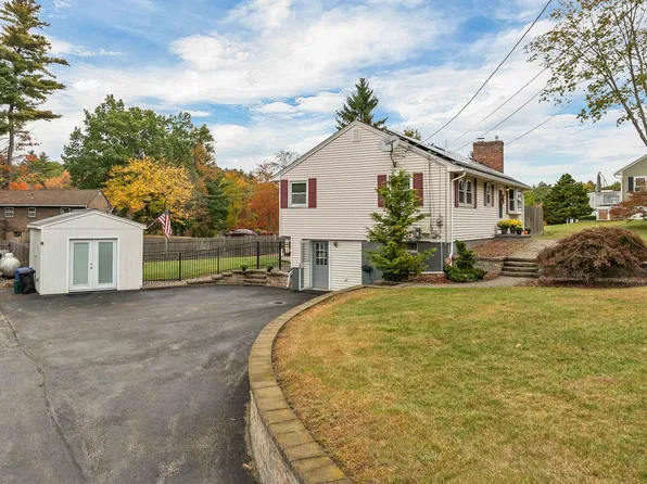 18 E Derry Road, Derry, NH 03038